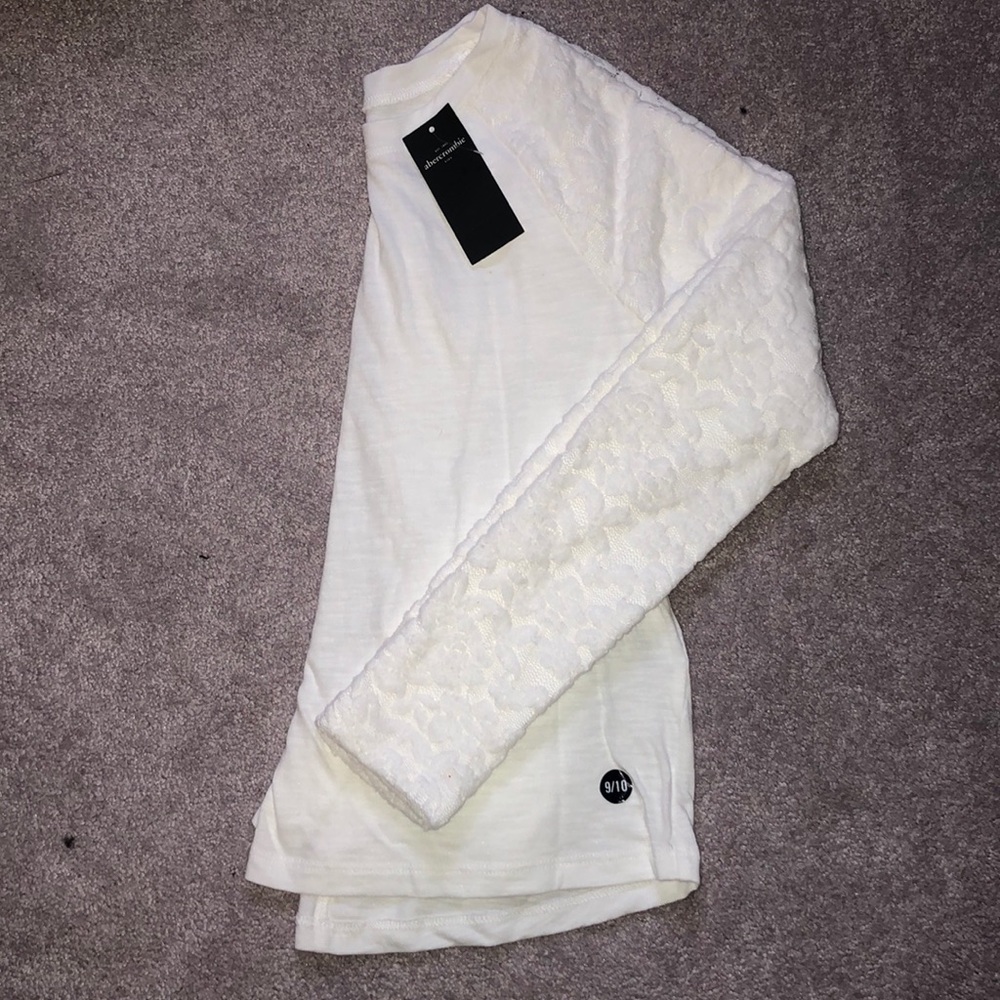 White Abercrombie kids long sleeve shirt.